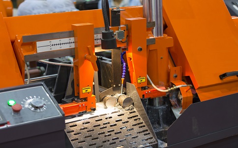 关岭龙门带锯床具备哪些优点？